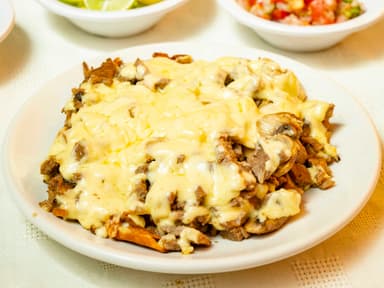 ALAMBRE DE BISTEC CON QUESO