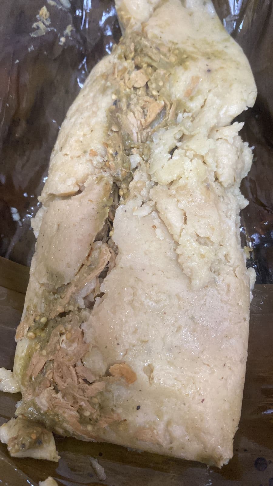 Tamal de Masa con Pollo en Salsa Verde