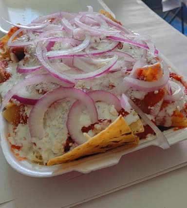Chilaquiles en Salsa Roja