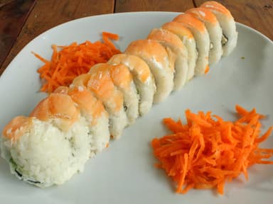 Salmón Roll