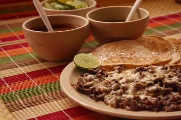 Orden de Bistec Encebollado