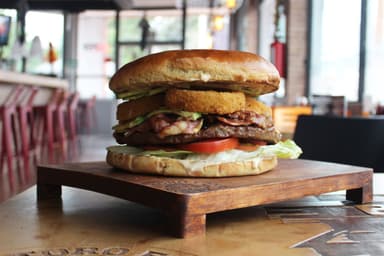 Hamburguesa Black Mamba