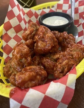 Boneless 12 Piezas + Papas