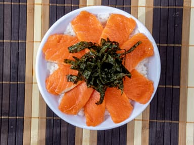 Domburi Salmón