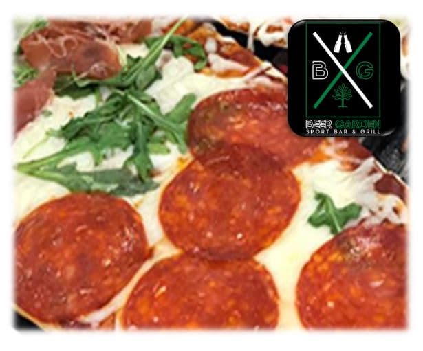 Pizza Pepperoni y Champiñones