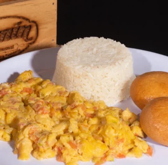 DESAYUNO SANIN