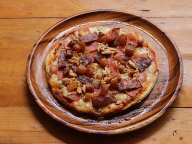 Pizza Clásica Hawaiana Pollo Tocineta