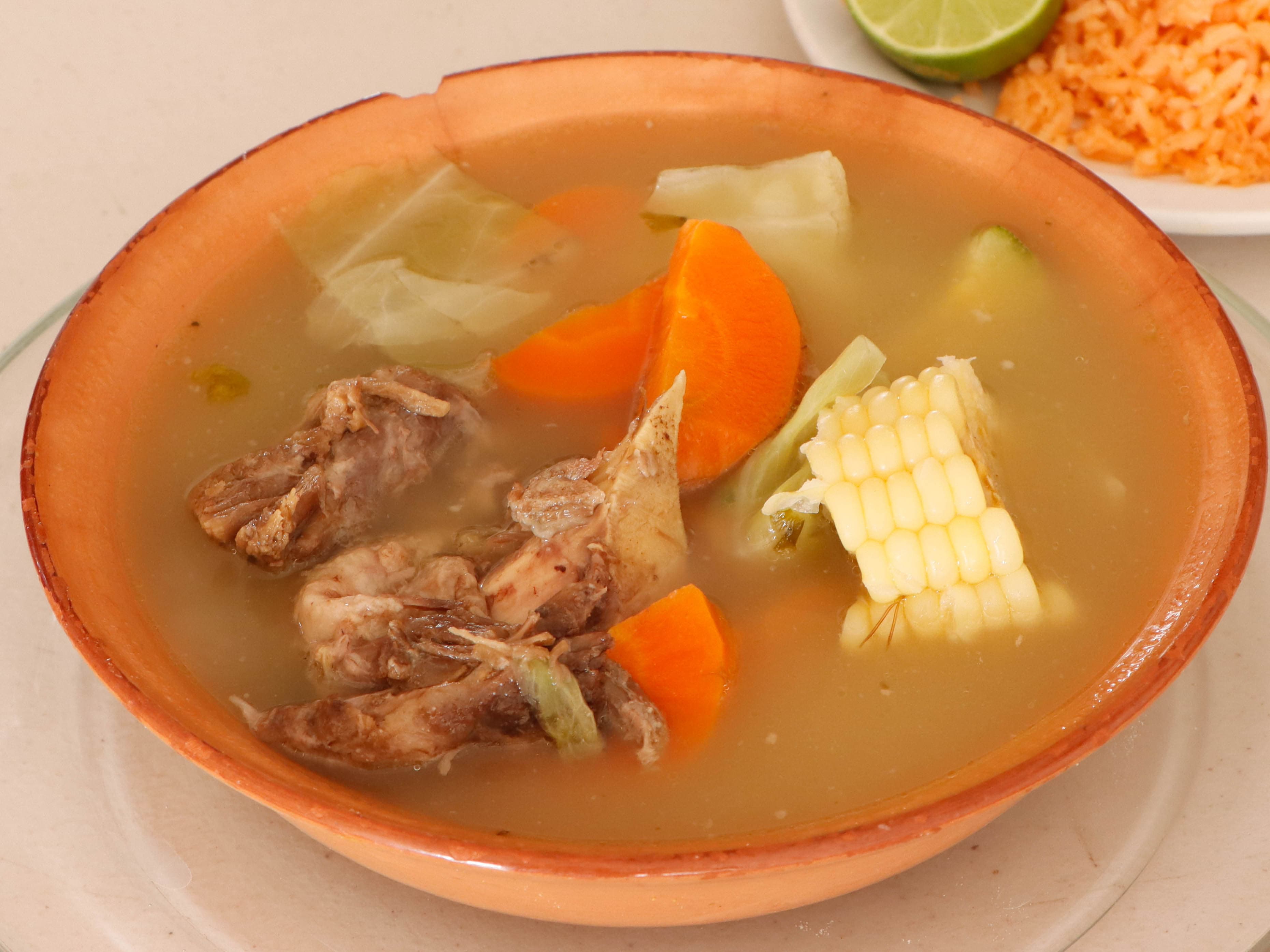 CALDO DE RES
