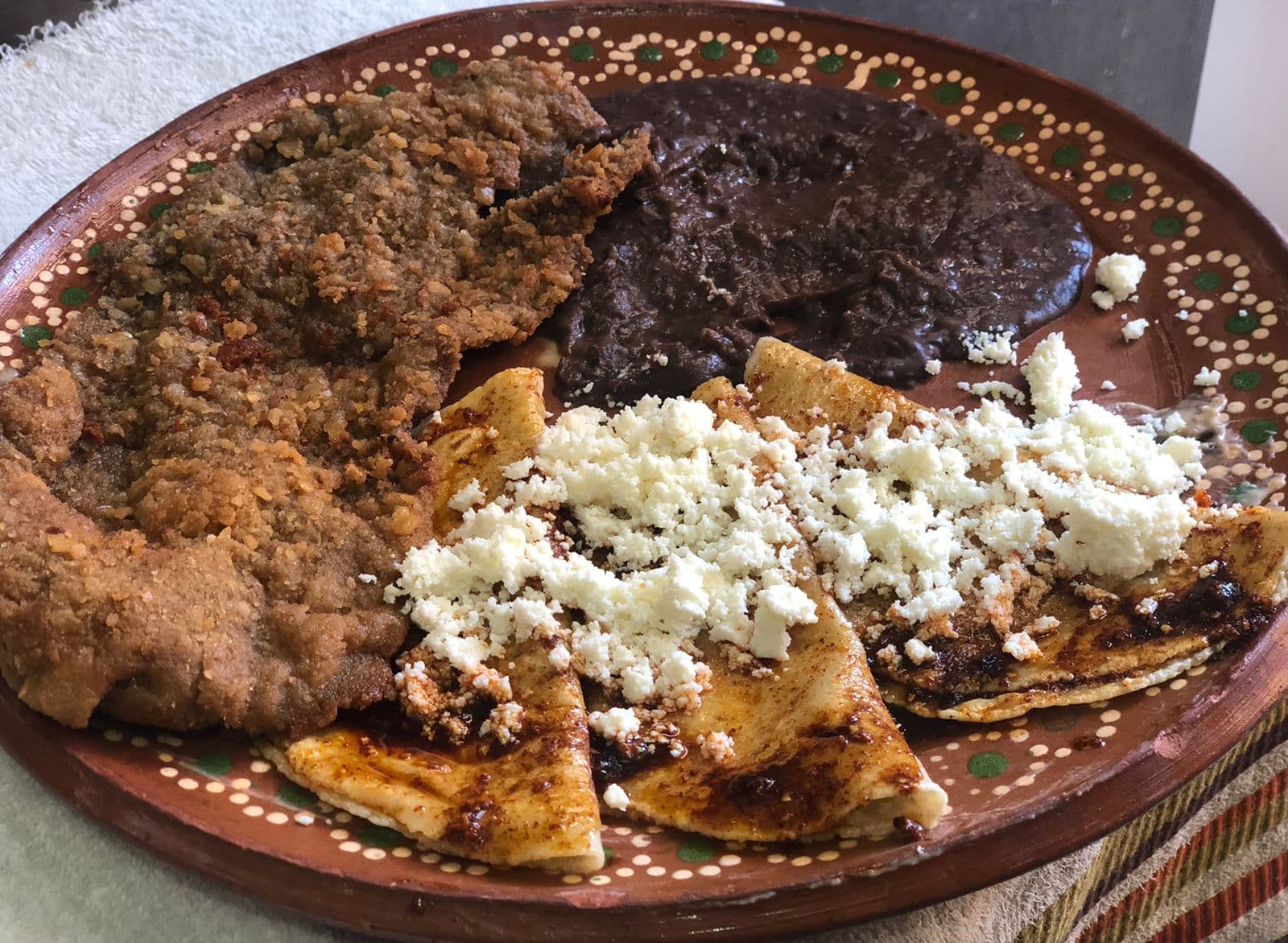 Enchiladas de chile seco