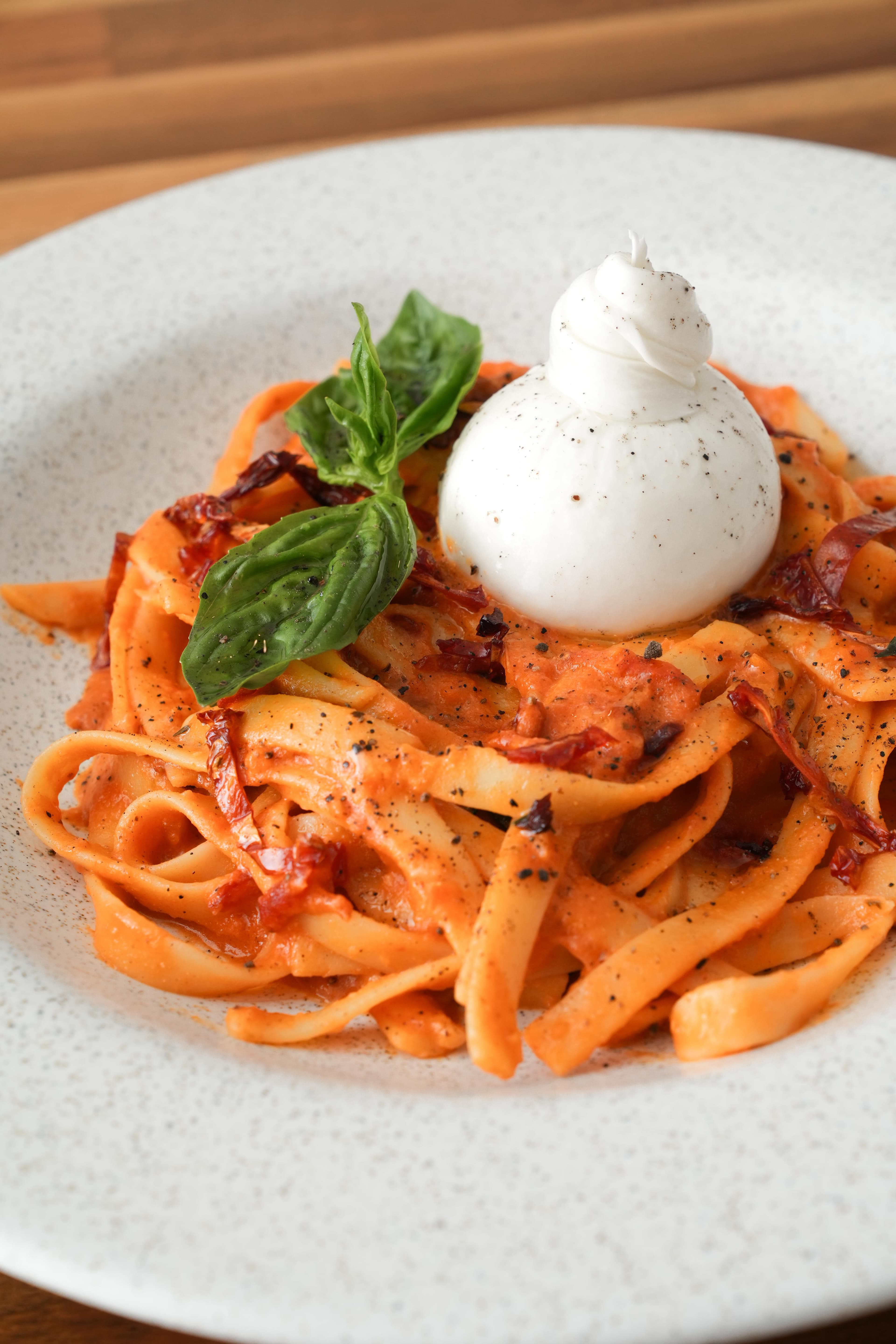 Pasta Burrata al Napolitana