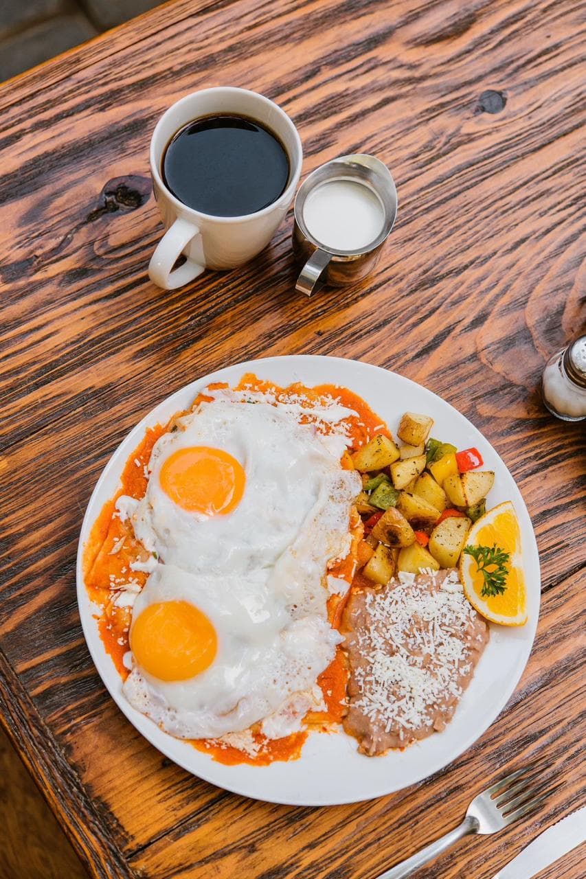Chilaquiles con Huevos