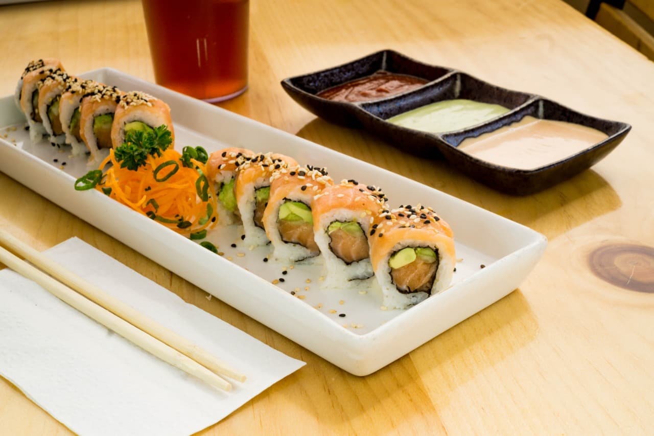 Sake Maki Roll