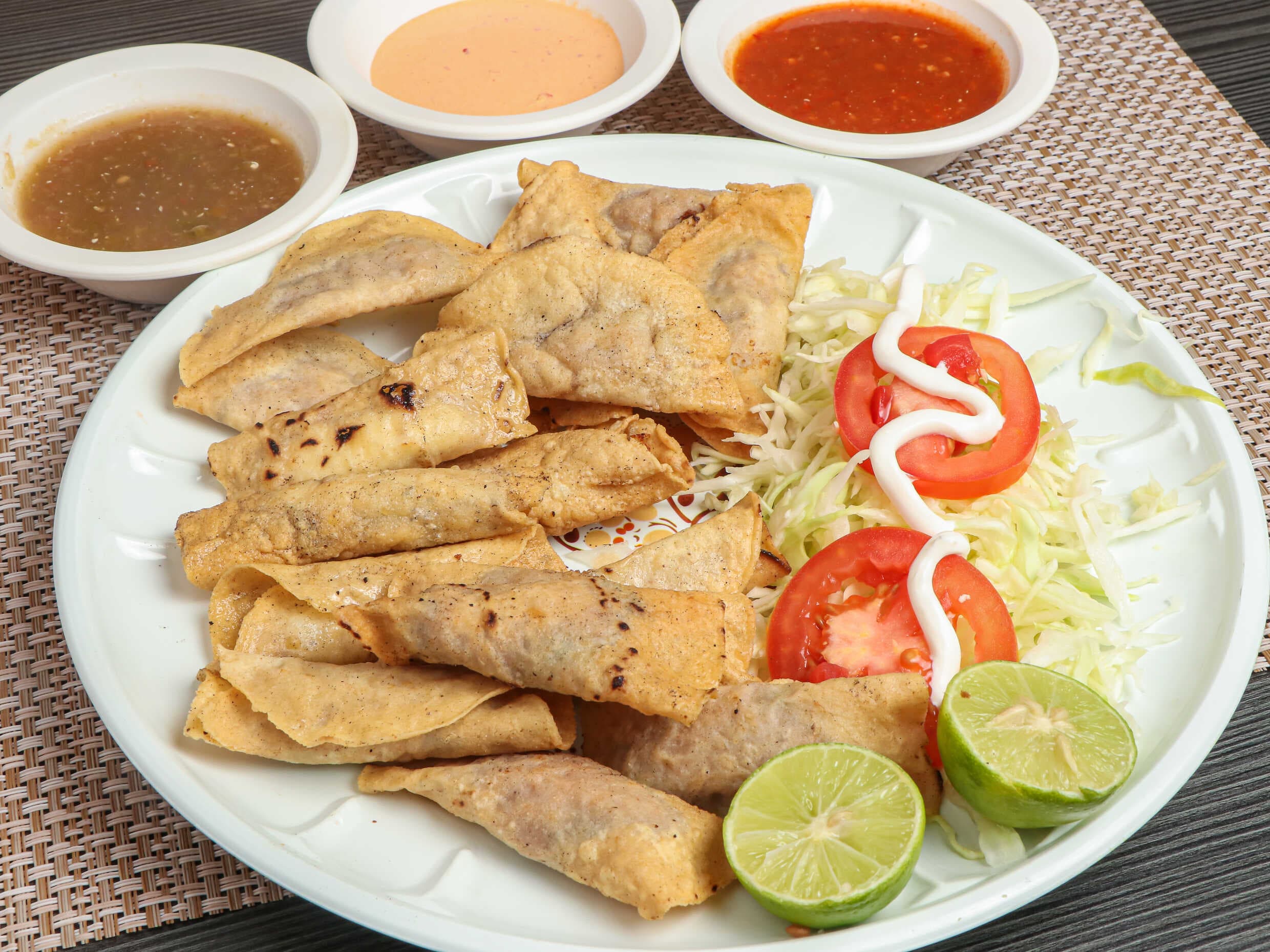 Taquitos Combinados