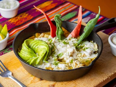 Chilaquiles con Pollo
