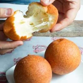 Buñuelo Extra Queso