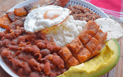 Super Bandeja Paisa