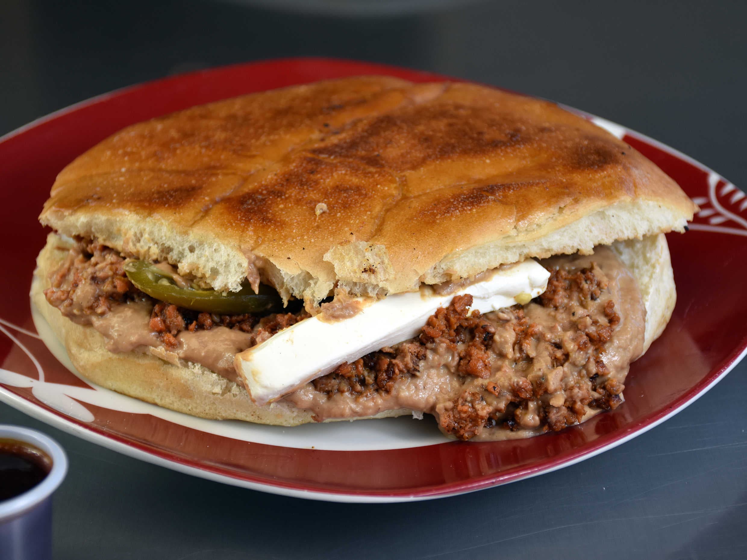 Torta Mexicana
