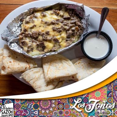Papa Rellena de Bistec