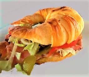 Cuernito relleno Italiano