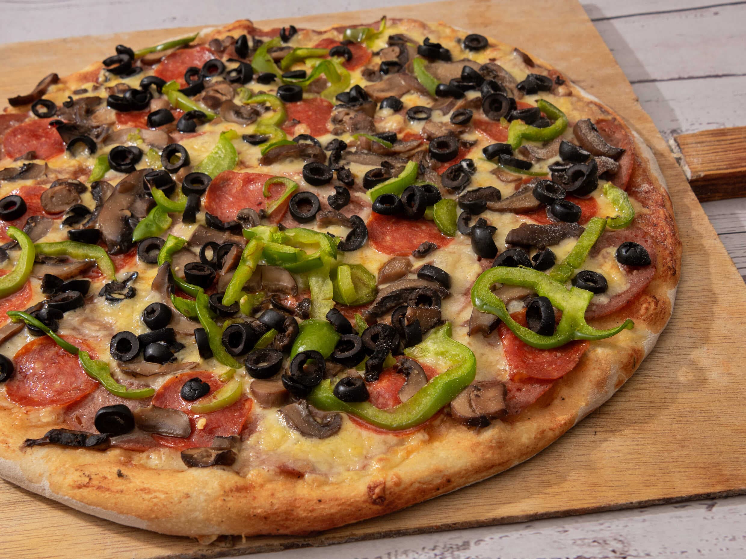 2 Pizzas 1 Hawaiana y 1 Jamón Y Pepperoni