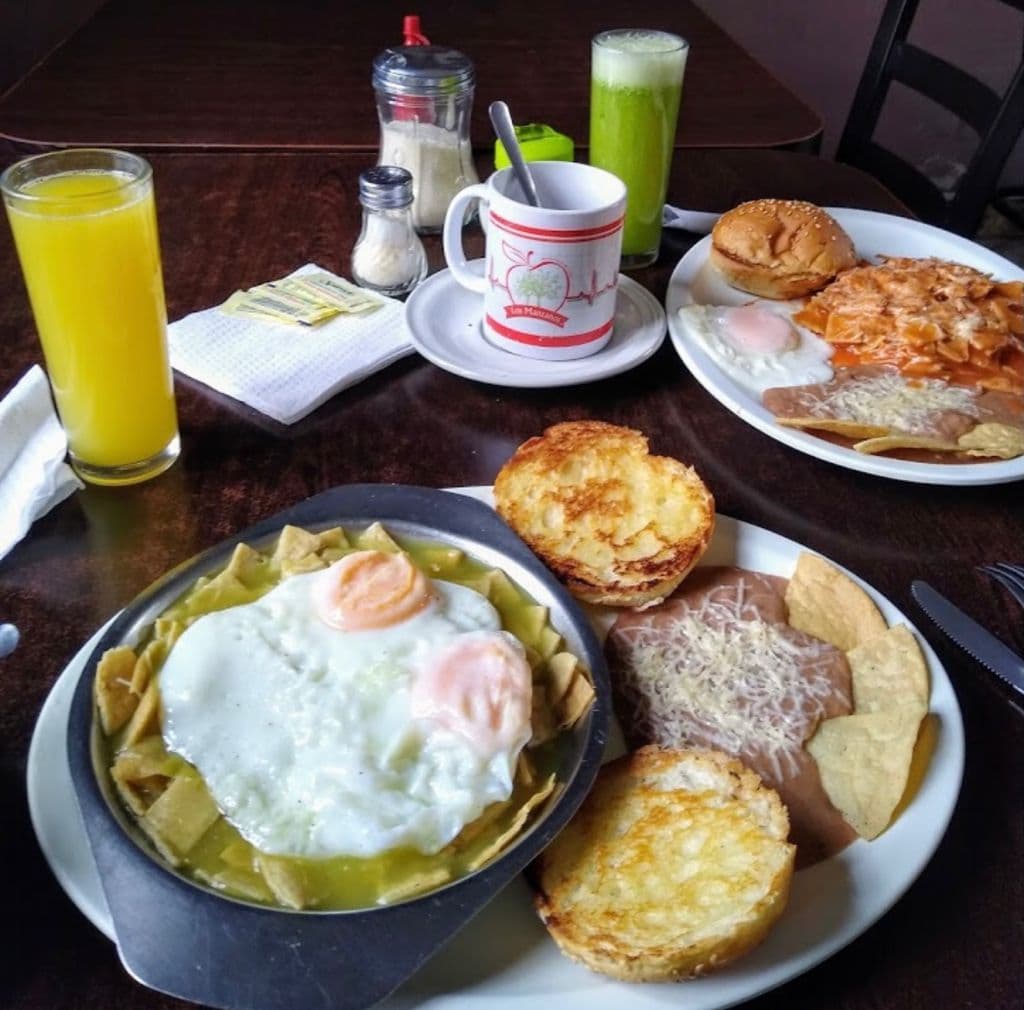 Huevos Azteca