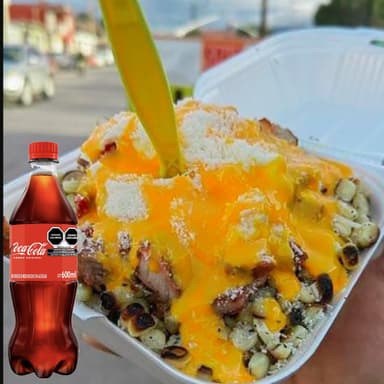 ComboCoca Cola, Charola Elote y Carne Asada+1 Coca