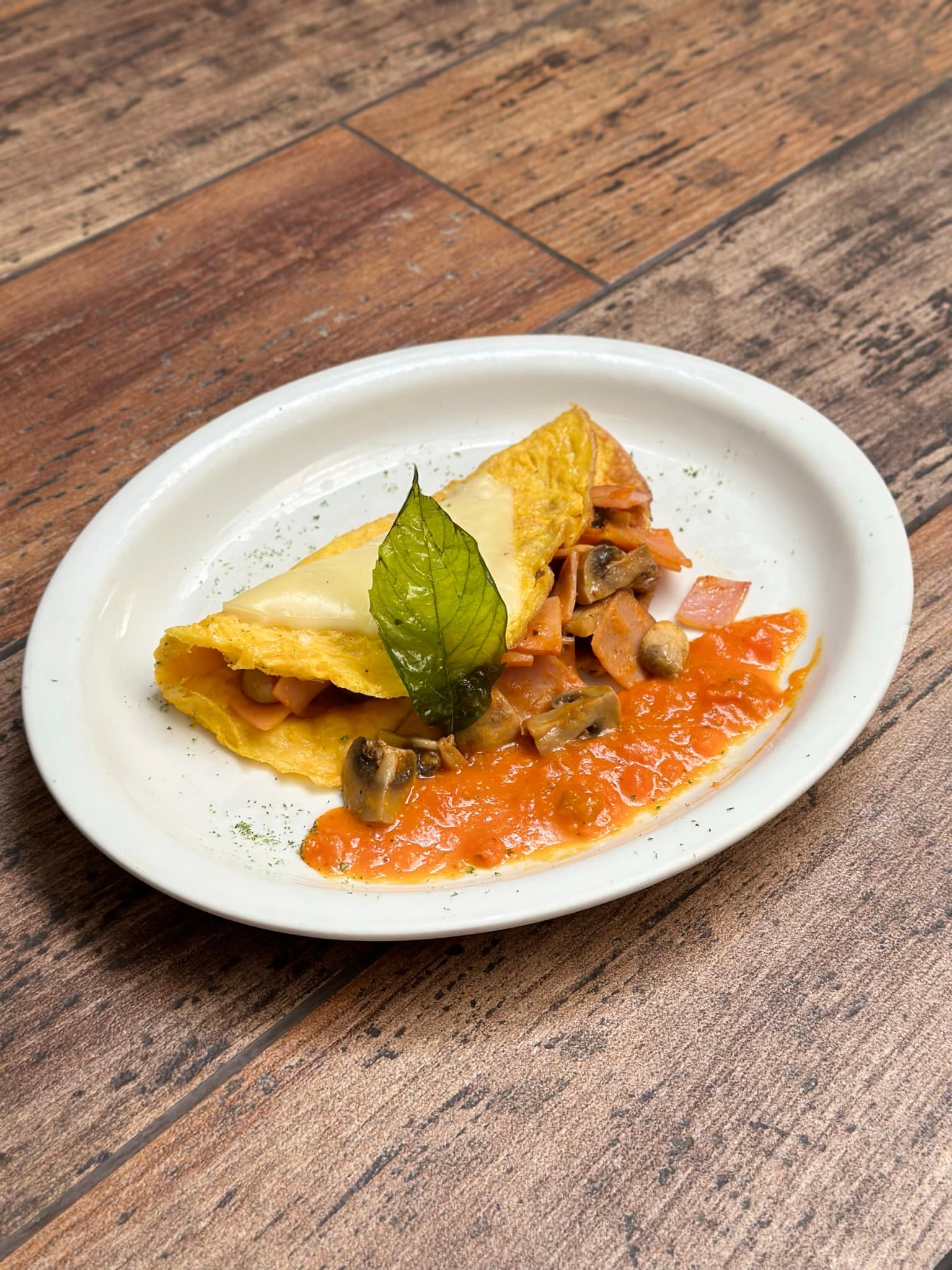 Omelette de Champiñones, Jamón y Queso