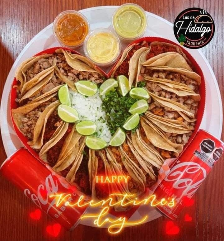 Combo-Corazón 20 Tacos + 2 cocas