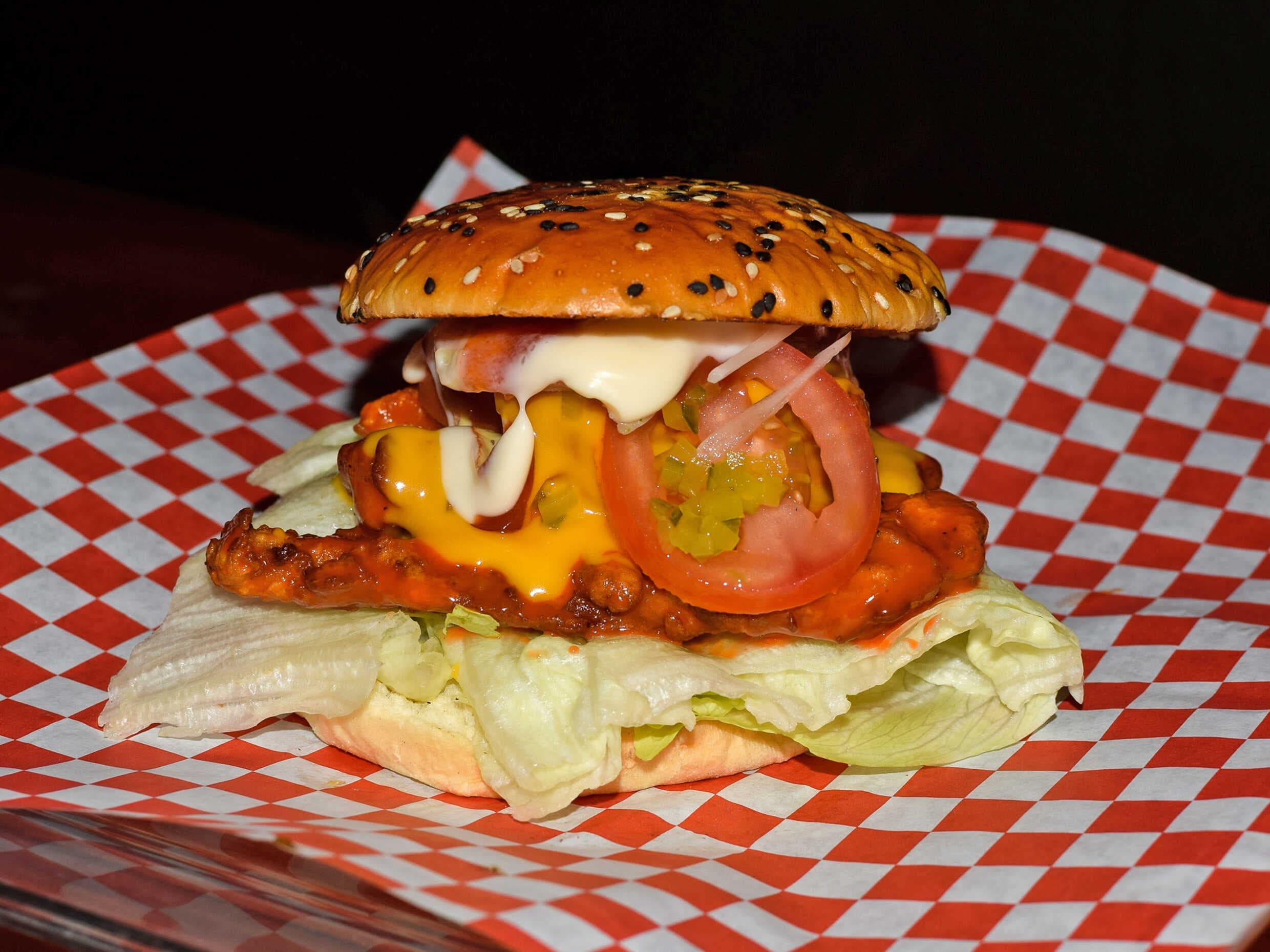 Hamburguesa Mixta (pollo-carne)