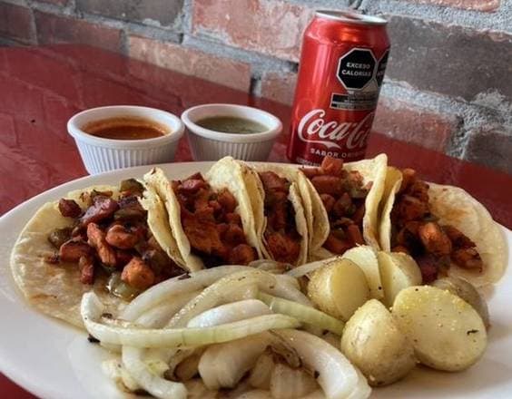 Tacos Pollo Adobado