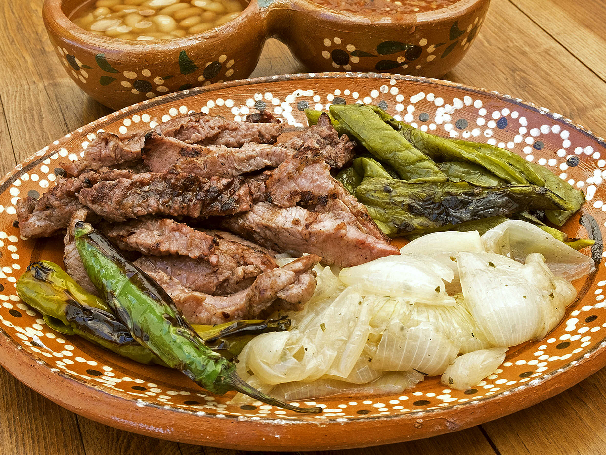 Parrillada Arrachera y Chorizo