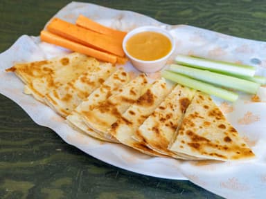 QUESADILLA CON JAMON