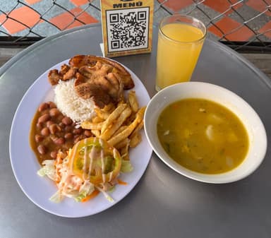 Bandeja de Chicharrón