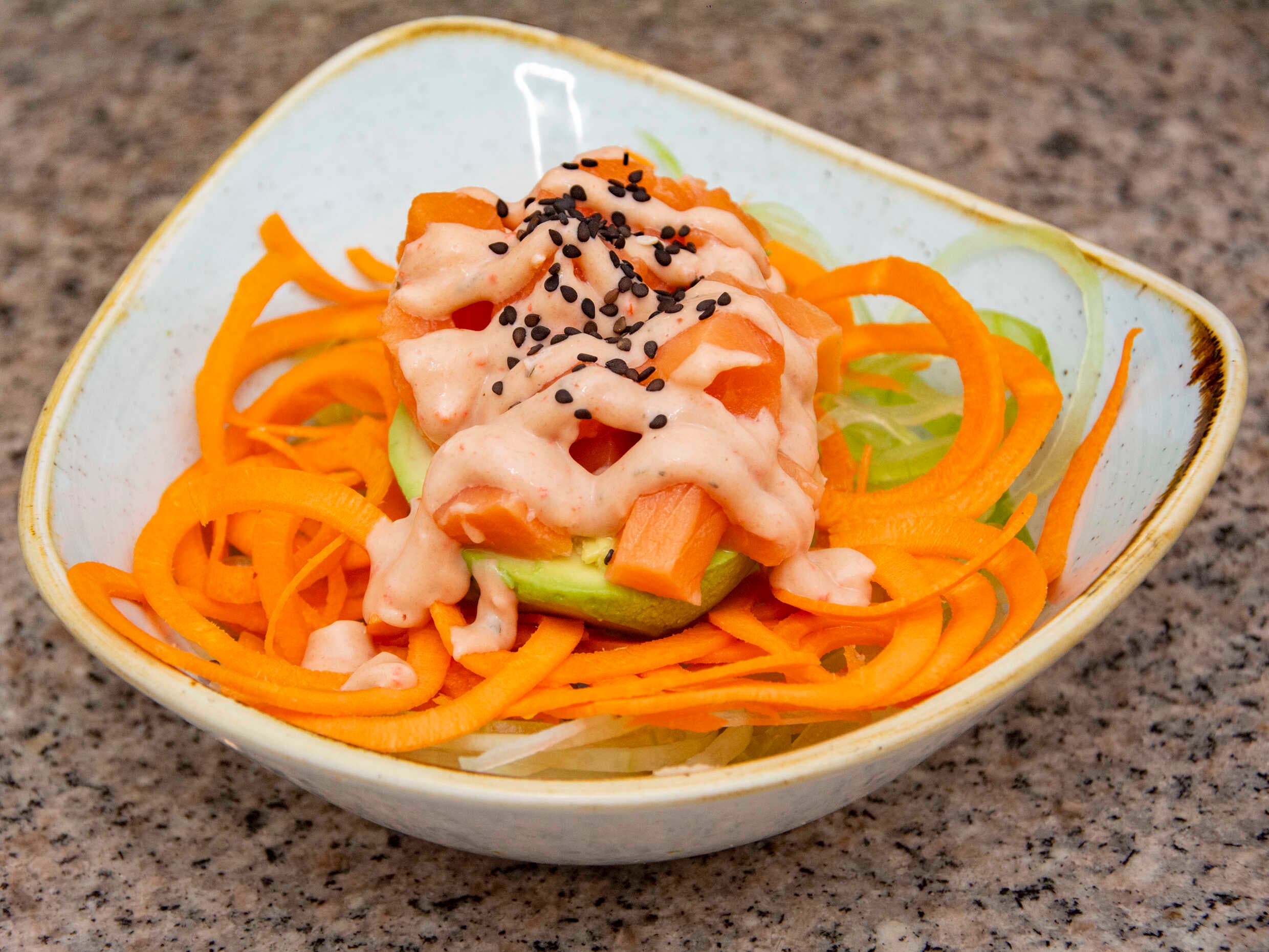 Aguacate Relleno De Salmón