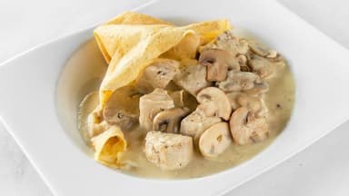 Pollo y Champiñones