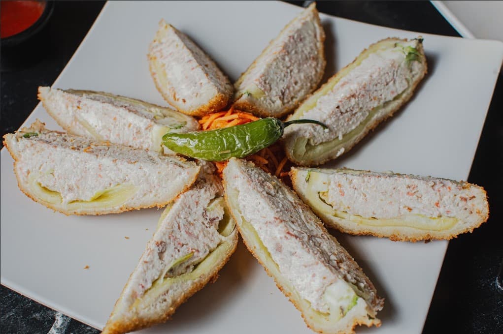 Chiles Rellenos (2 Chiles Caribe)