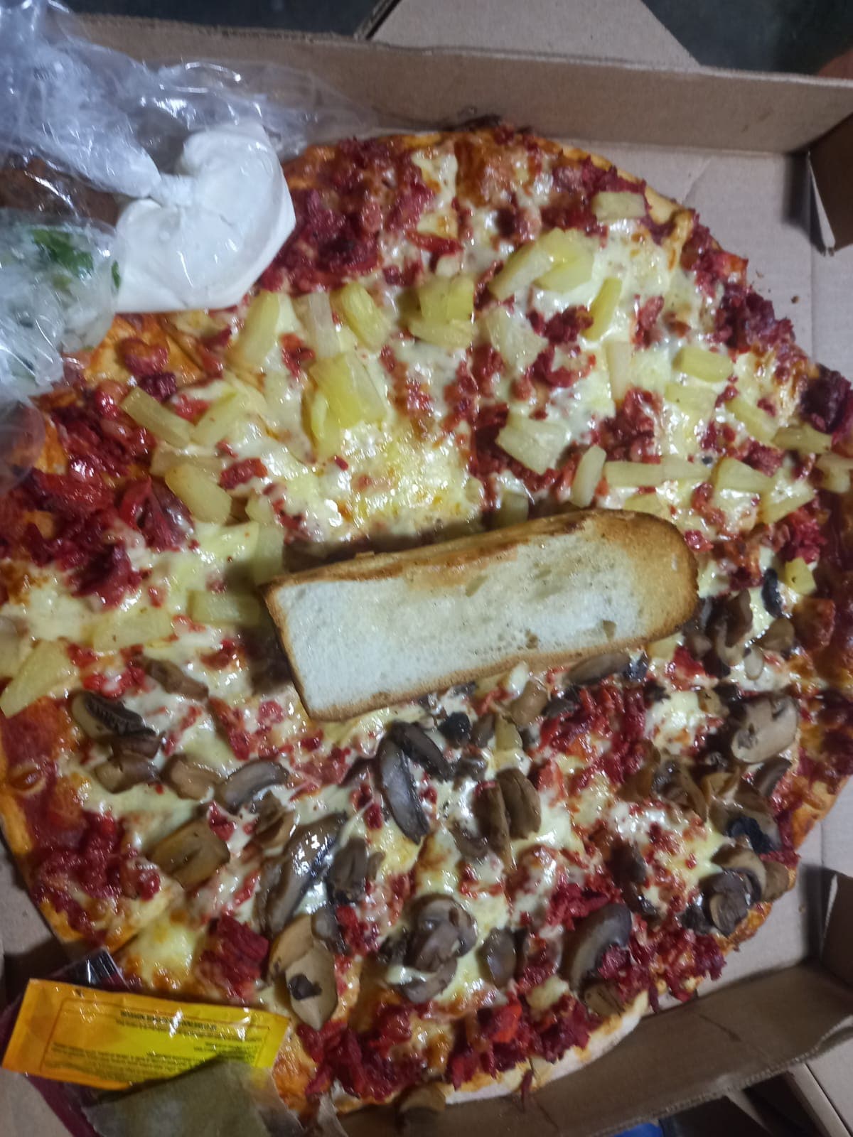 Pizza 1/2 Pastor y 1/2 Peperoni