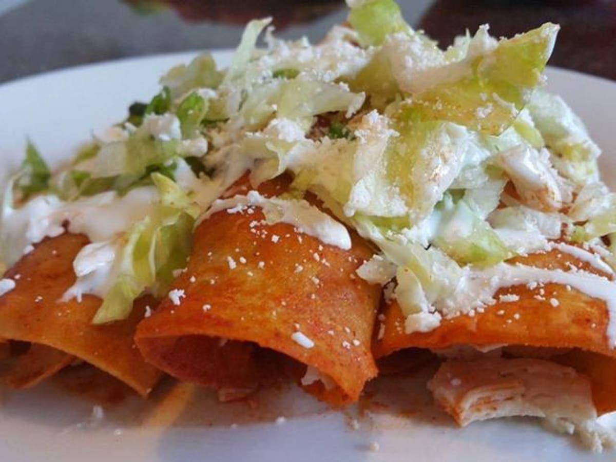 Enchiladas de Pollo