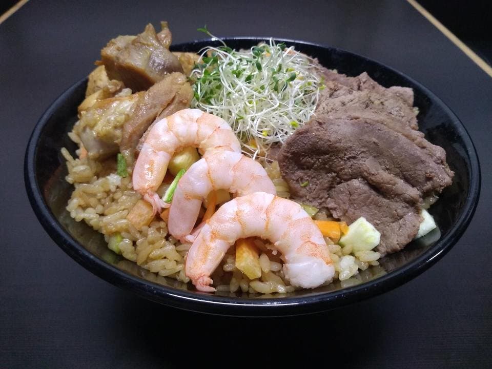 Yakimeshi Sencillo Mixto