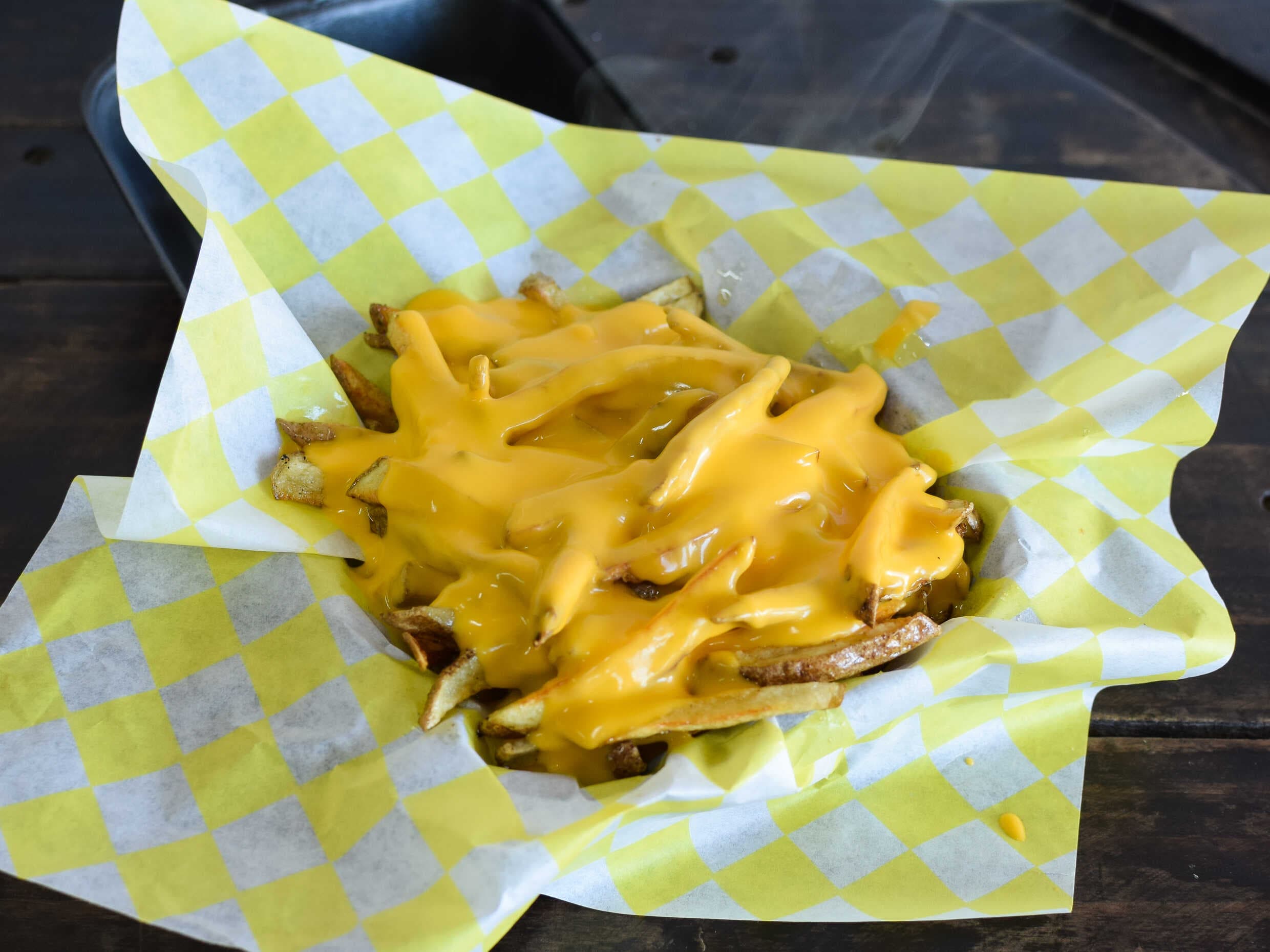 PAPAS CON QUESO