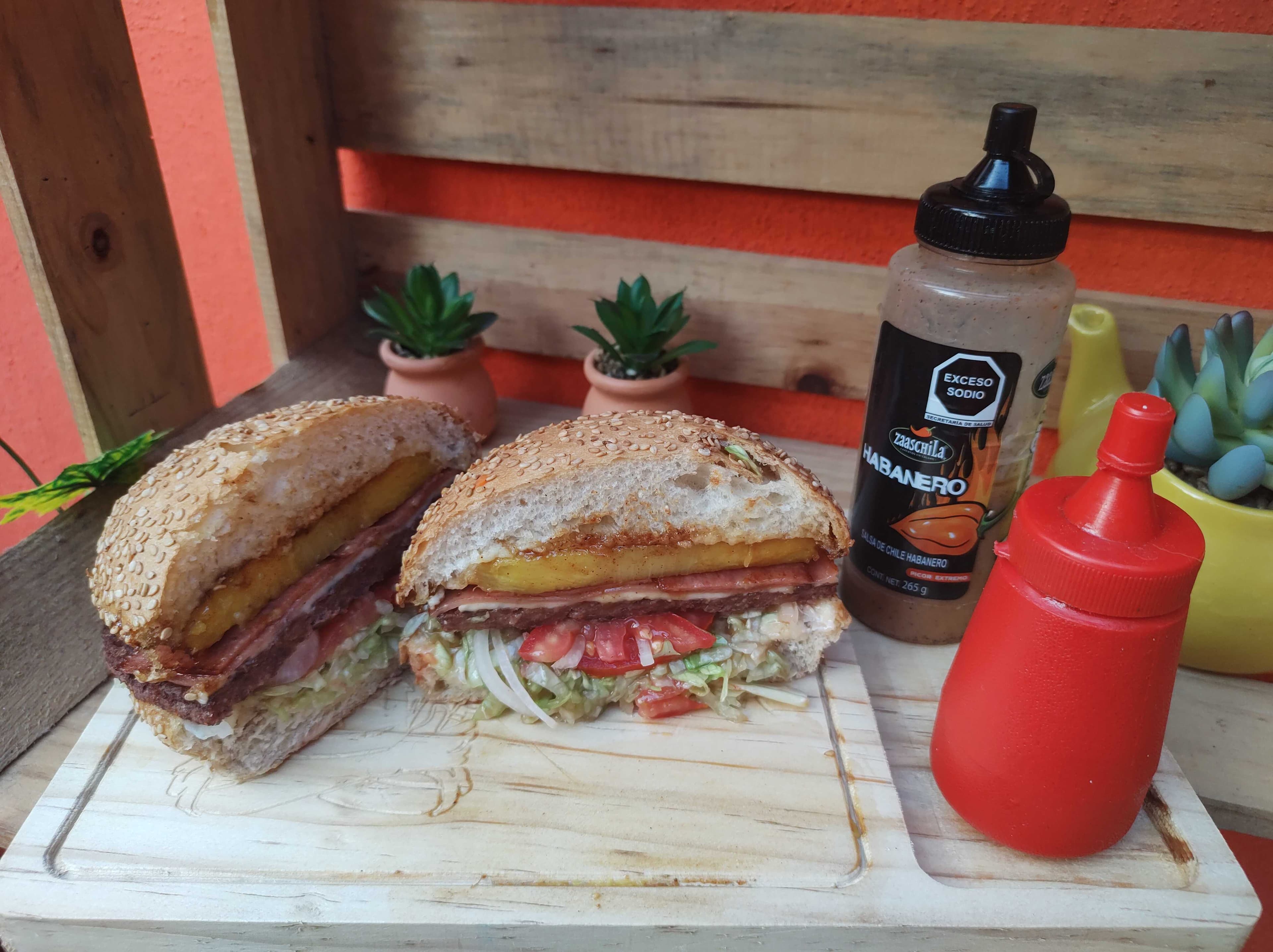 Hamburguesa Hawaiana