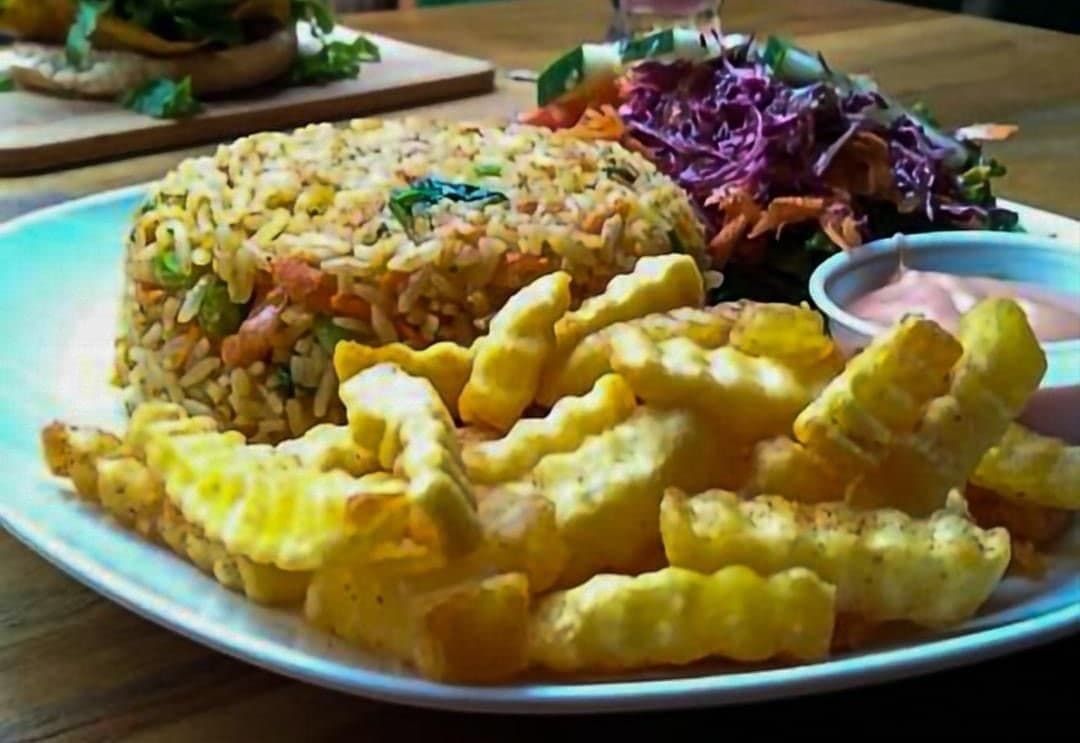 Arroz con Camarones + Papas Fritas