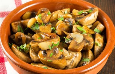 Champiñones Al Ajillo