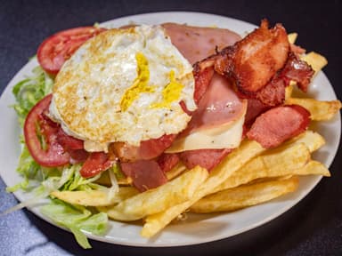 Salchipapa Especial