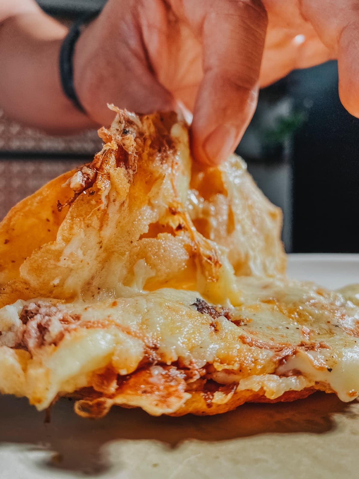 3 TAKIQUESO + 9 TACO DORADO