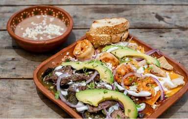 Chilaquiles Medianos Cielo Mar y Tierra