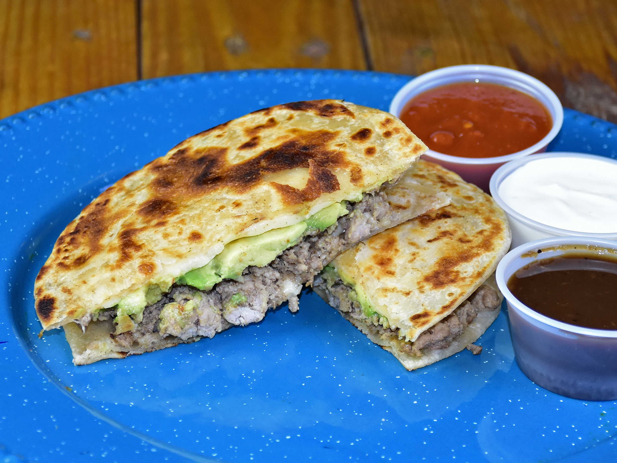 Quesadilla Tradicional