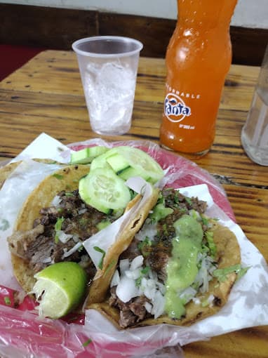 Combo 3 Tacos + Agua Fresca