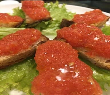Pan Tumaca
