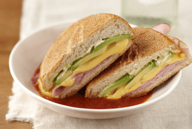 Torta de Queso Amarillo